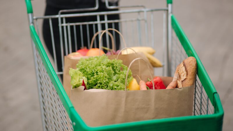 食費の平均が変動する要因